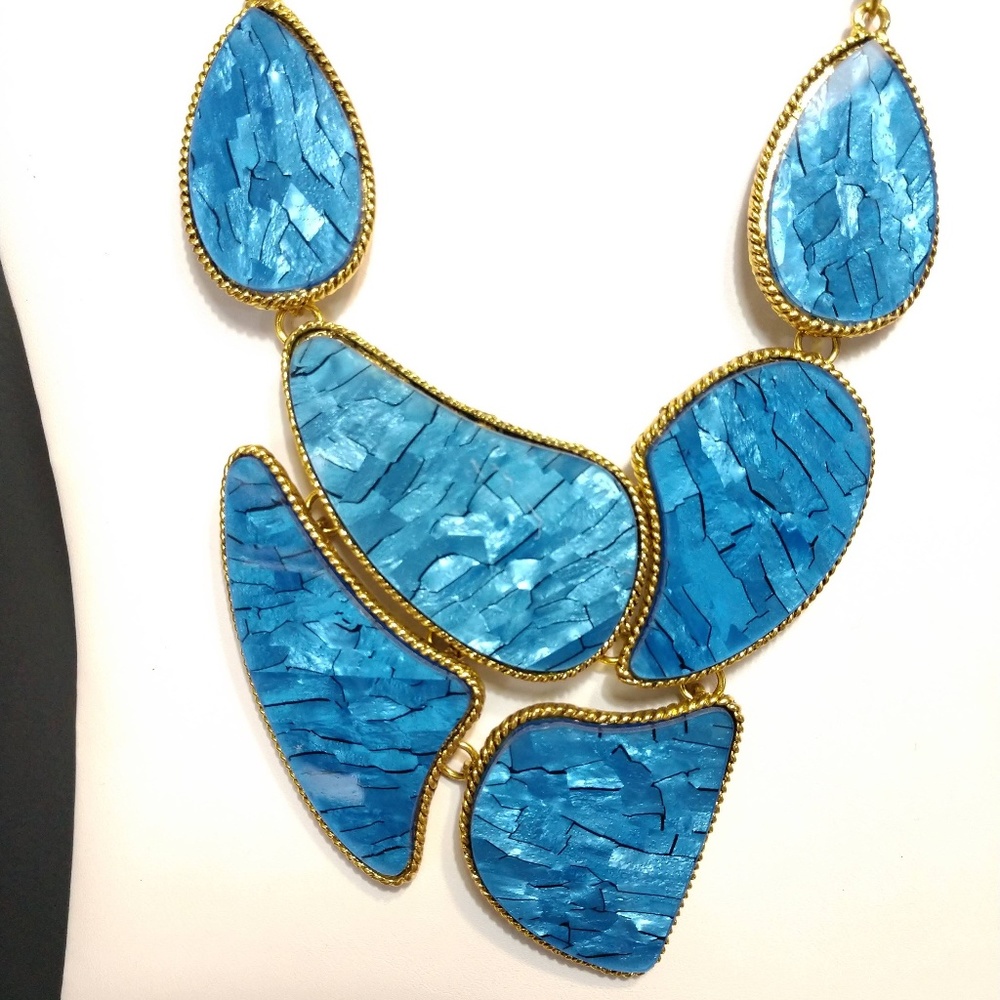 Blue panel statement necklace - Picture 3 of 6